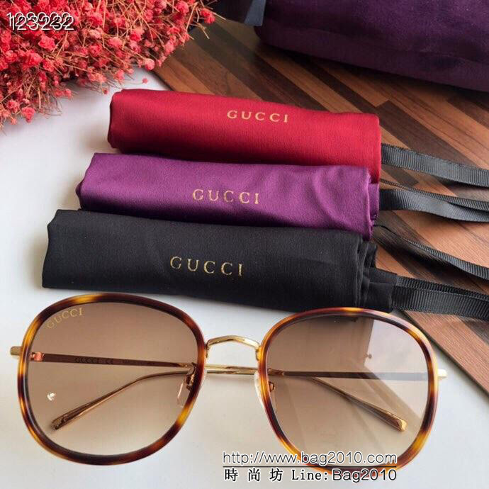 GUCCI古馳 2019新款 時尚高雅墨鏡 1067  lly1375